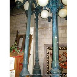 12' 4-BULB OUTSIDE LIGHTS