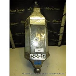 METAL & GLASS WALL LIGHT FIXTURE