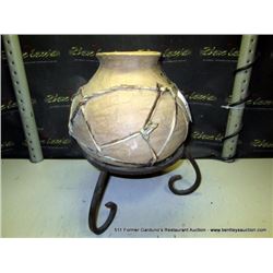CLAY POT ON METAL STAND