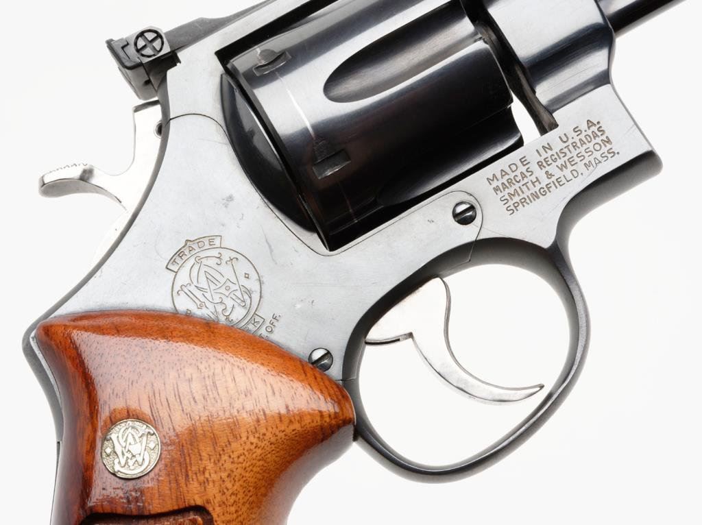 *Smith & Wesson Model 28-2 Highway Patrolman DA revolver, .357 Magnum cali