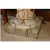 Image 2 : Rose and white marble pedestal. Measures 36&quot;  in Ht. The top measures 15&quot; x