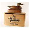 Image 2 : Fine carved and hand finished &#8220;Mason&#8221; Duck  Decoy replica (mounted on cover
