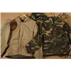 Image 2 : Lot of 5 men&#8217;s Safari pants, 36-30 size by  Cabela&#8217;s and 4 Safari jackets;