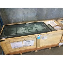 CRATE OF ASSORTED DECORATIVE GLASS