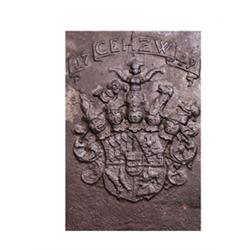 Ofenplatte. Eisenguss geschwärzt. Relieftafel mit württembergischen Wappen umgeben mit Helmzier...
