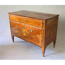 Chest of drawers, Veneer in walnut, Italy, late 18th century, height 89 cm; minor veneer defect...