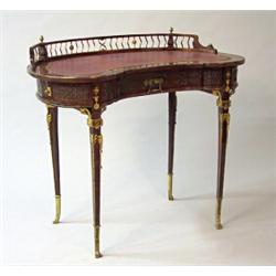 Lady's writing desk, Mahogany and beech, empire, France, height 79 cm 90 x 55 cm, 12.000,...