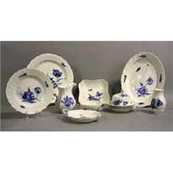 Dinner service, China, Denmark, 12 plates, 12 soup bowls, 12 first-course plates, 12 small plat...