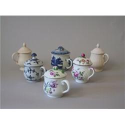 Creame cups with lids, 6 items, China, various brands, eg. Meissen, 3.000,...