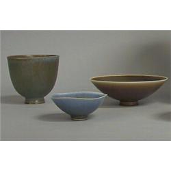 Bowls, 3 items, Stoneware, Berndt Friberg, height 7,5, 4 and 3,5 cm, 3.000,...