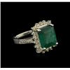Image 2 : 14KT White Gold 5.71ct GIA Certified Emerald and Diamond Ring