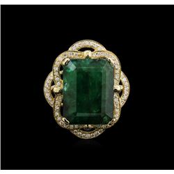 18.28ct Emerald and Diamond Ring - 14KT Yellow Gold