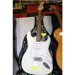 GUITAR SIMON WITH BAG CASE