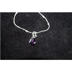 LADIES SWAROVSKI PENDANT NECKLACE