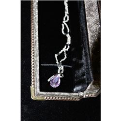 LADIES SWAROVSKI PENDANT NECKLACE