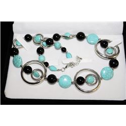 LADIES TUQUOISE NECKLACE