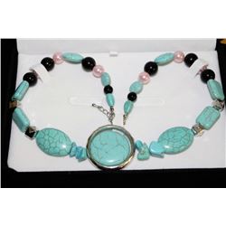 LADIES TUQUOISE NECKLACE