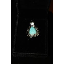 LADIES TUQUOISE PENDANT