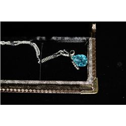 LADIES SWAROVSKI PENDANT NECKLACE