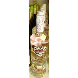 8 BOTTLES OF 750ML OF SMIRNOFF ROOT BEER FLOAT