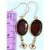 Image 2 : 14kt Gold Garnet Earrings