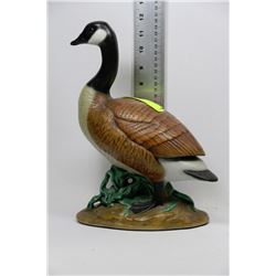 DUCK SCULPTURE