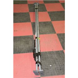 PAIR OF NEW LOAD BARS