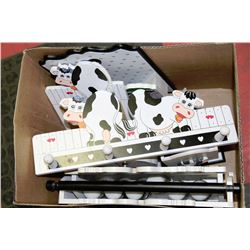 ASSORTMENT OF WALL HANGING COW DECOR