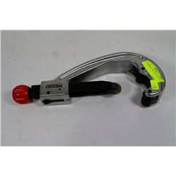 NEW RIDGID 1 7/8 IN. TO 4 1/2 IN. OD