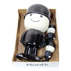 VINTAGE RETRO HOMEPRIDE FRED FLOUR SHAKER AND S&P