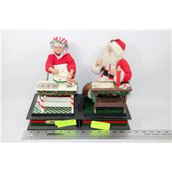 MUSICAL LIGHT UP MR & MRS SANTA