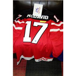 CONNOR MCDAVID TEAM CANADA #17 SIGNED JERSEY