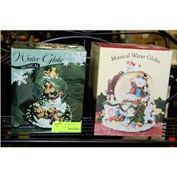 2 MUSICAL CHRISTMAS WATER GLOBES