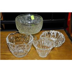 4 PIECES OF ESTATE CRYSTAL AND GLASSWARE
