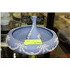 Image 1 : VINTAGE WEDGEWOOD JASPERWARE BOWL AND VASE