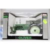 Image 1 : 1/16 SCALE DIE CAST OLIVER 880 DIESEL TRACTOR IN