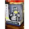 Image 1 : "ROBO ME" ROBOT WITH REMOTE CONTROL