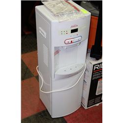 SUNBEAM HOT AND COLD WATER DISPENSER