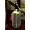 Image 1 : SELTZER BOTTLE