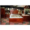 Image 1 : QUEEN BEDROOM SET INCLUDES