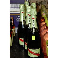 FIVE 750ML BOTTLES OF G.H. MUMM CHAMPAGNE 12%