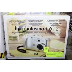 HP PHOTOSMART 612 DIGITAL CAMERA