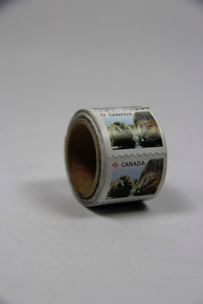 ROLL OF 100 CANADIAN POSTAGE STAMPS BEAVER