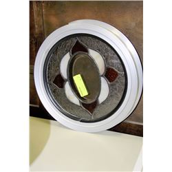 ROUND STAINGLASS WINDOW WITH INSERT