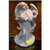 Image 1 : ESTATE CERAMIC ANGEL ORNAMENT
