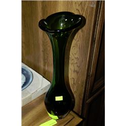 LARGE GREEN ART GLASS VASE