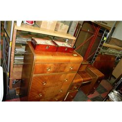 VINTAGE BEDROOM SET INCLUDES