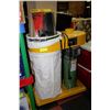 Image 1 : CANWOOD PROFESSIONAL DUST COLLECTOR