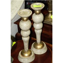 PAIR OF CANDLEHOLDERS, IVORY CHARCOAL FINISH