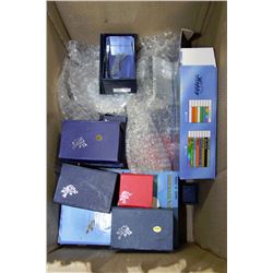 BOX OF GLASS ORNAMENTS WITH LIGHTED BASES